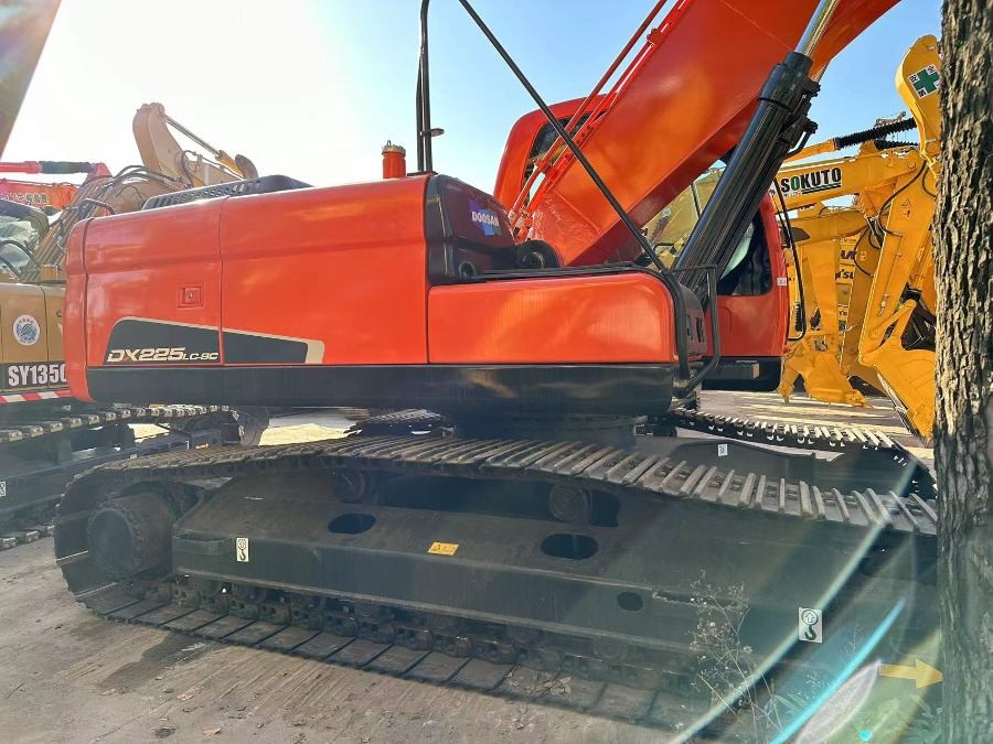 कोरिया इस्तेमाल किया Doosan उत्खनन बिक्री के लिए दूसरा हाथ DX225LC-9C Jindongyu मशीनरी