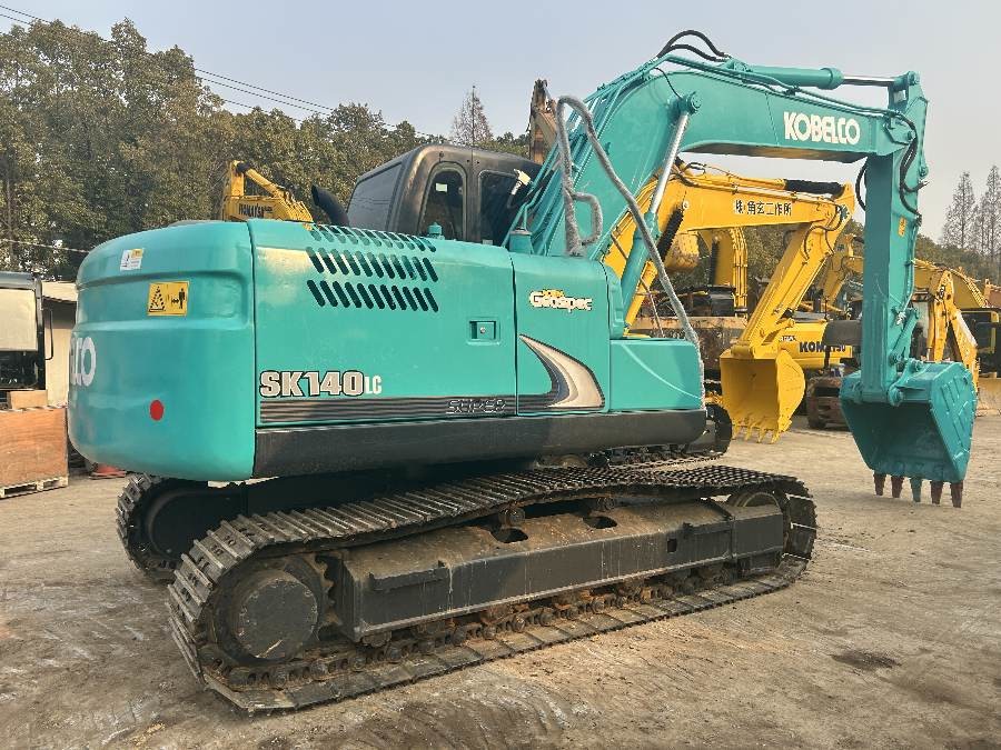 जापान प्रयुक्त कोबेलको खुदाई मशीन बिक्री के लिए दूसरा हाथ SK140LC Jindongyu मशीनरी