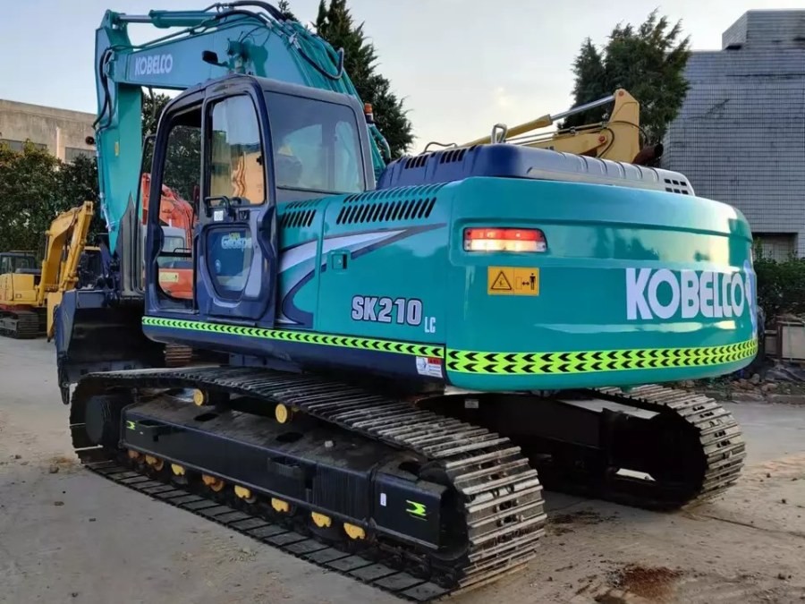 जापान बिक्री के लिए इस्तेमाल किया Kobelco खुदाई मशीन दूसरा हाथ SK210 Jindongyu मशीनरी