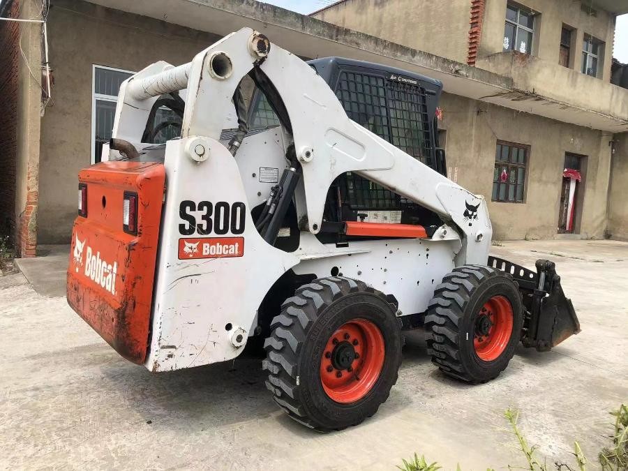 संयुक्त राज्य अमेरिका इस्तेमाल किया Bobcat स्किड स्टीयर बिक्री के लिए दूसरा हाथ S300 Jindongyu मशीनरी